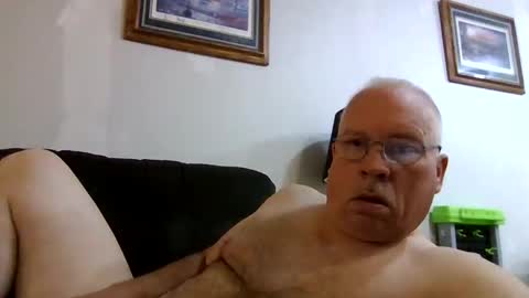 rodstud641 online show from October 20, 10:59 am