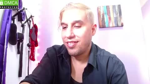 Thiago independent model online show from May 12, 6:49 pm
