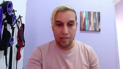 Thiago independent model online show from July 19, 7:39 pm