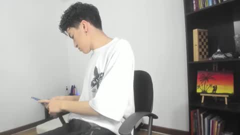 Roff Lust online show from February 17, 5:04 am