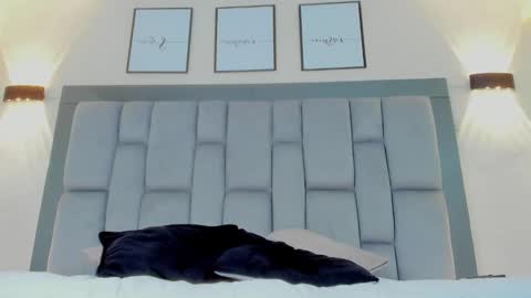 Snapshot of roger_wesley__ chatting on January 10, 2:14 am Roger Wesley online show from January 10, 2:14 am