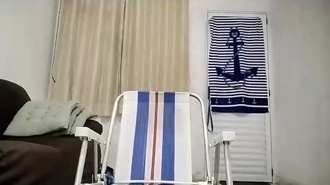 Snapshot of rogertv chatting on February 24, 10:14 pm Big cock for girls online show from February 24, 10:14 pm