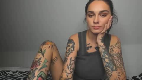 Snapshot of rokiinbaby chatting on December 16, 8:26 pm rokiinbaby online show from December 16, 8:26 pm