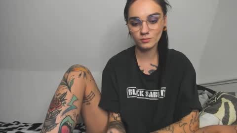 Snapshot of rokiinbaby chatting on January 26, 11:50 pm rokiinbaby online show from January 26, 11:50 pm