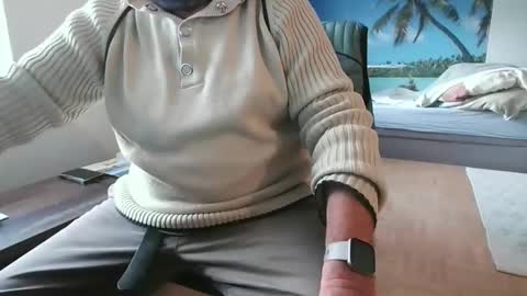 rolandloser1000 online show from November 21, 2:38 pm