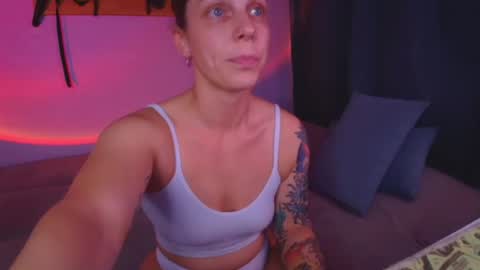 rollamoonshine online show from June 19, 7:06 pm