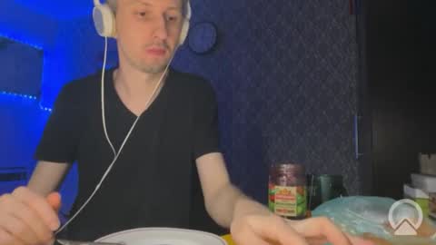 roma305991 online show from March 23, 10:03 pm