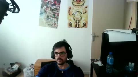 Snapshot of romainb72 chatting on June 6, 2:33 pm romainb72 online show from June 6, 2:33 pm