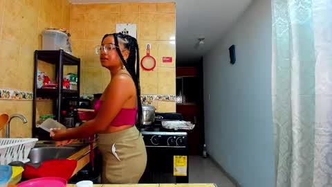 Is A Belle online show from October 16, 12:22 am