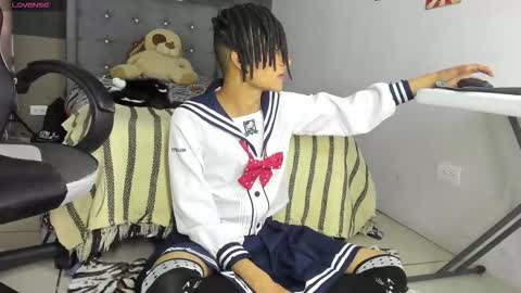 ROMEO online show from March 17, 7:06 pm