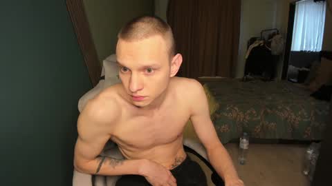 Snapshot of romeo_mercy chatting on February 3, 8:13 am Romeo online show from February 3, 8:13 am