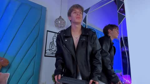 Romeo Ricci online show from January 17, 3:43 pm