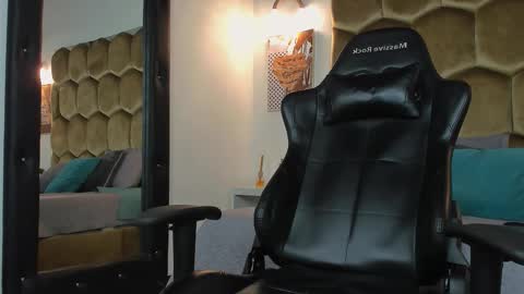 Romeo Ricci online show from February 2, 6:39 pm