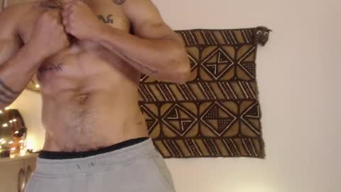 R O M E O  online show from April 21, 6:31 am