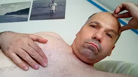 Snapshot of ron_butze chatting on June 23, 2:48 pm Ron Butze online show from June 23, 2:48 pm