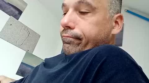 Snapshot of ron_butze chatting on July 6, 7:49 am Ron Butze online show from July 6, 7:49 am