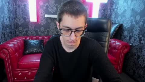 ronbevs online show from March 29, 7:14 pm