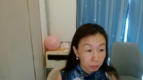 Snapshot of rongrong0329 chatting on July 8, 12:04 am sui sui online show from July 8, 12:04 am