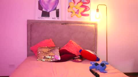 Roni online show from October 9, 1:03 am