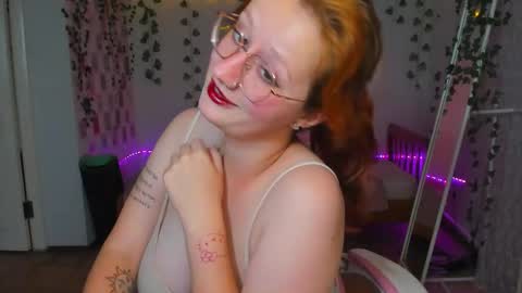 Spicy lady Kristy online show from September 20, 12:50 pm
