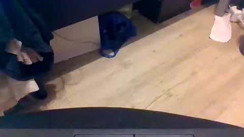 ronni_ga online show from May 16, 12:29 am