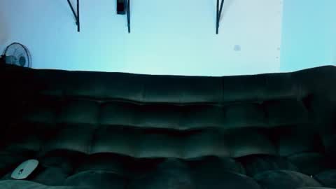 Snapshot of ronnie_fallout chatting on March 12, 9:56 pm Ronnie online show from March 12, 9:56 pm