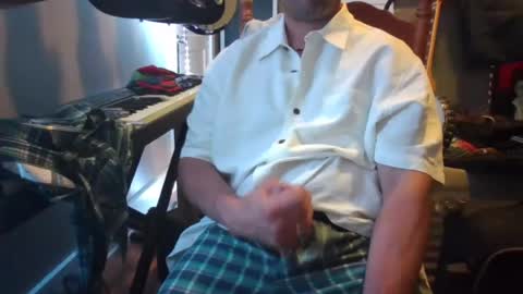 Snapshot of ronniejohnston13 chatting on July 11, 3:53 am ronniejohnston13 online show from July 11, 3:53 am