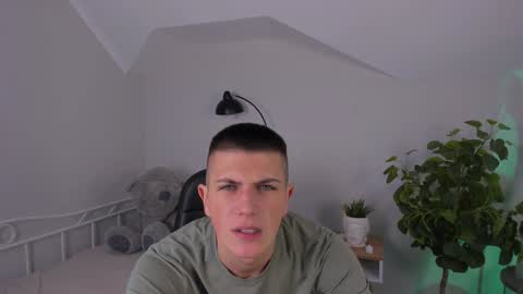 Rony online show from December 2, 1:24 pm