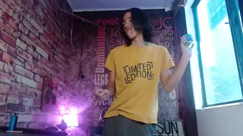 RonyMiller 1 online show from December 8, 4:39 pm