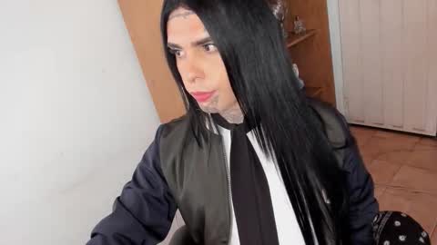 herreraisa offical online show from February 2, 9:57 pm