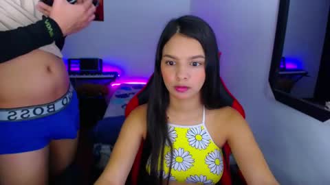 Snapshot of room_kitty chatting on November 10, 4:28 pm MIA AND PAUL online show from November 10, 4:28 pm