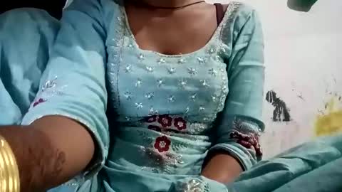 roop_sexy642 online show from February 23, 12:30 am