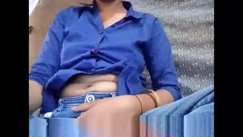 roop_sexy642 online show from April 3, 10:24 am