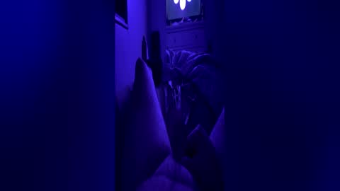 Snapshot of rooster2028 chatting on July 7, 4:15 am rooster2028 online show from July 7, 4:15 am