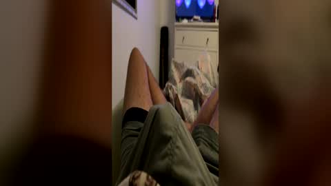 Snapshot of rooster2028 chatting on July 7, 11:42 pm rooster2028 online show from July 7, 11:42 pm