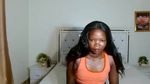 Rorenah online show from April 4, 6:27 pm