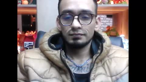 roroavila online show from December 3, 3:36 am