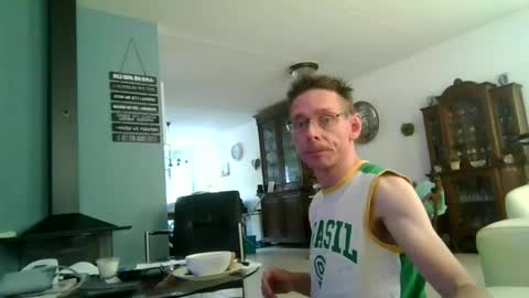 rororober online show from August 2, 12:47 pm