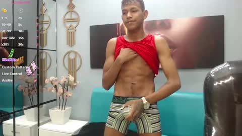 RORY CASTRO online show from January 5, 6:11 pm