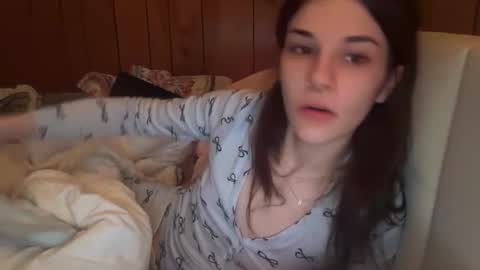 Rose online show from March 5, 5:31 pm