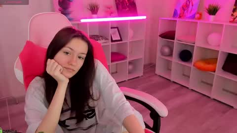 Viola online show from April 17, 9:45 am