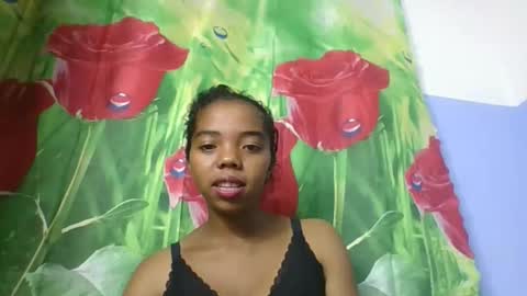 rosah225127 online show from April 11, 7:45 am