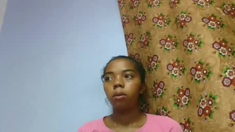 rosah225127 online show from April 16, 9:32 am