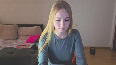 rosalina online show from November 17, 7:14 am