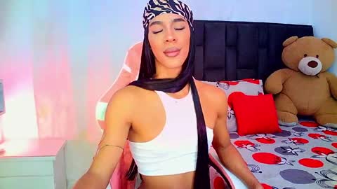 Rosalinda online show from April 4, 7:17 am