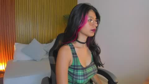 R O S A online show from April 15, 6:59 pm