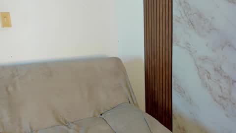 rosaly_rodman online show from January 6, 6:55 pm