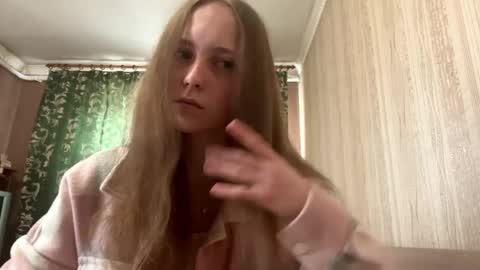 Emma online show from April 1, 5:41 am