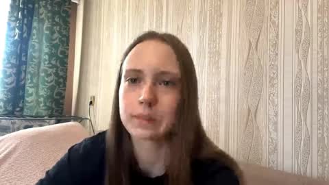 Emma online show from April 16, 2:12 am