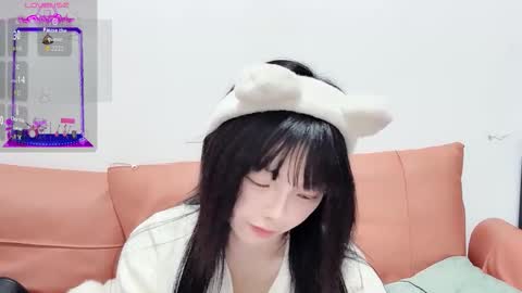 rose online show from March 23, 9:02 am